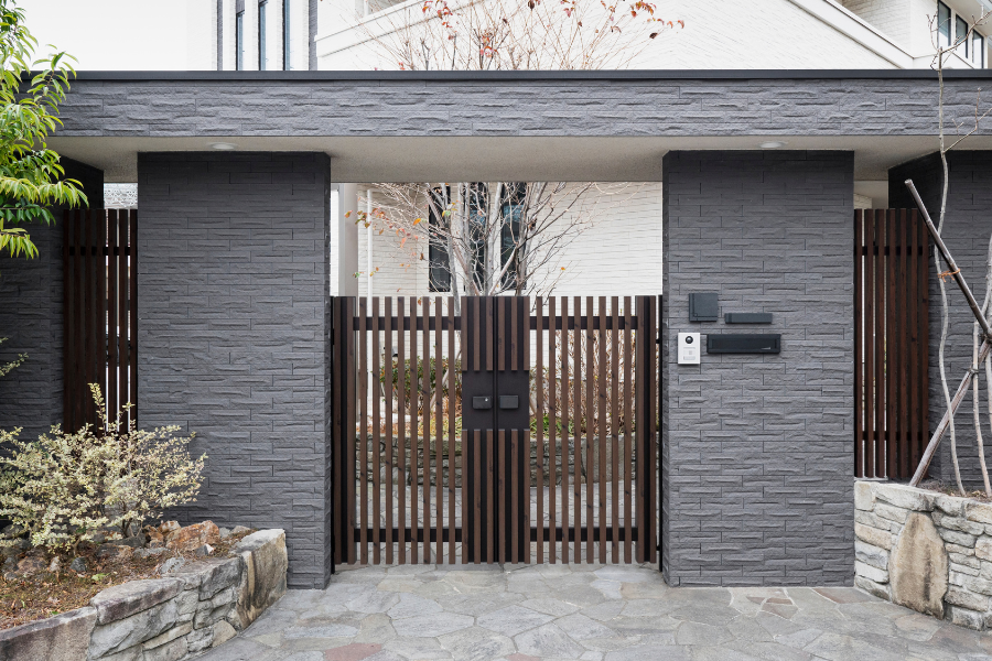 Automatic Gate Installation What Homeowners Need to Know