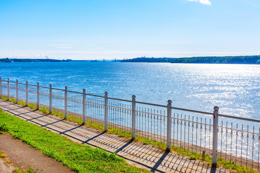 What Should You Know Before Installing a Fence Near a Seawall